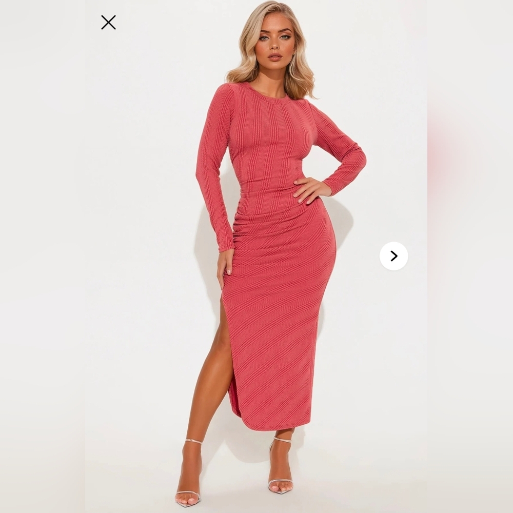 Ribbed Maxi Dress